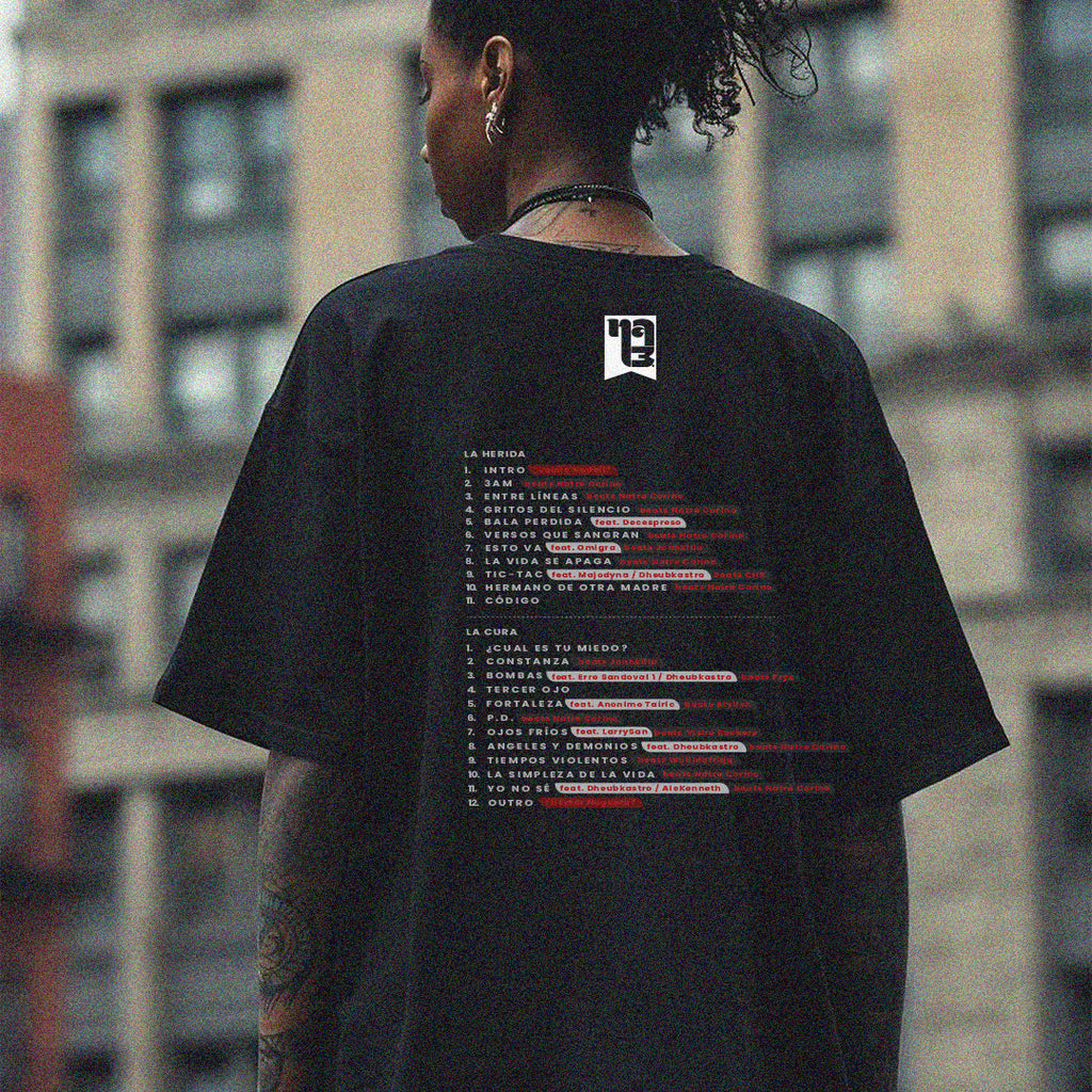Polera Estampada TrackList - 100% algodón Negra unisex